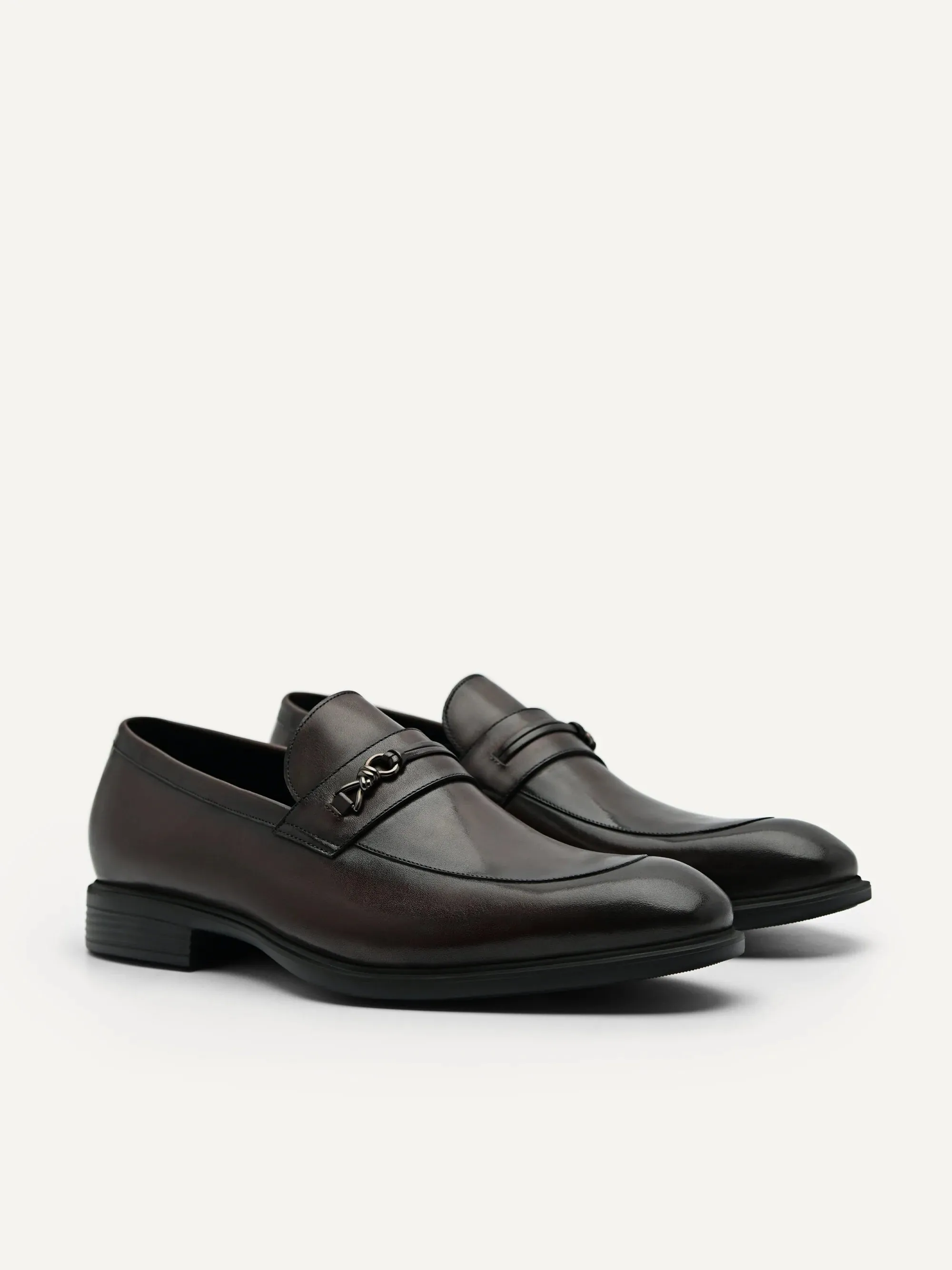 Altitude Lightweight Leather Loafers with Metal Bit