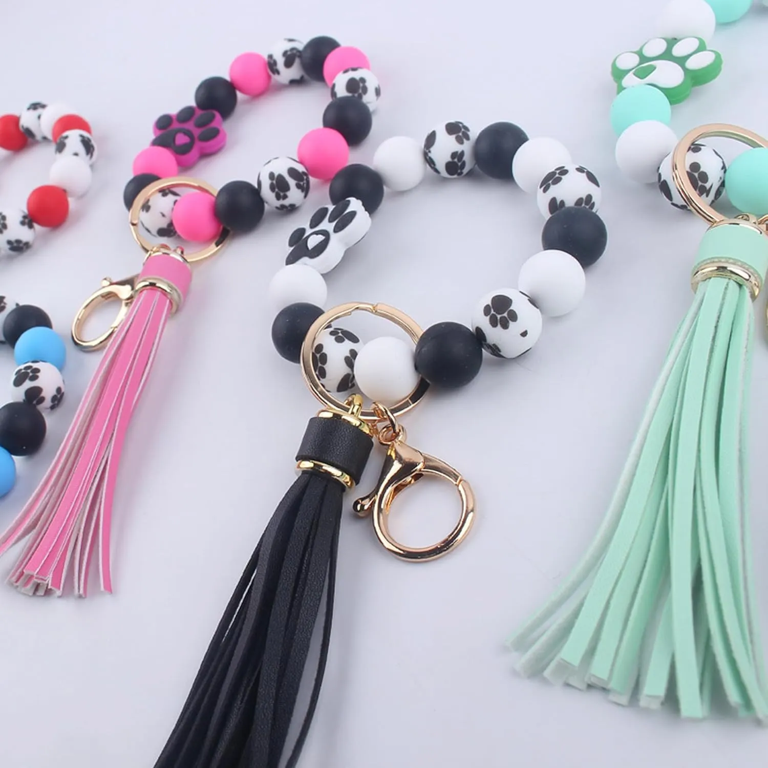 Claw Silicone Beaded Bracelet Wrist Keychain, PU Leather Tassel Bangle Car Keychain for Women,Key Ring Wristlet Key Chains