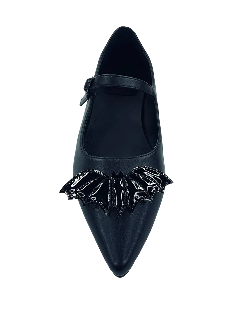 Dagger Mary Jane Bat, Blackout