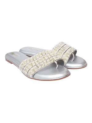FARAH IN SILVER