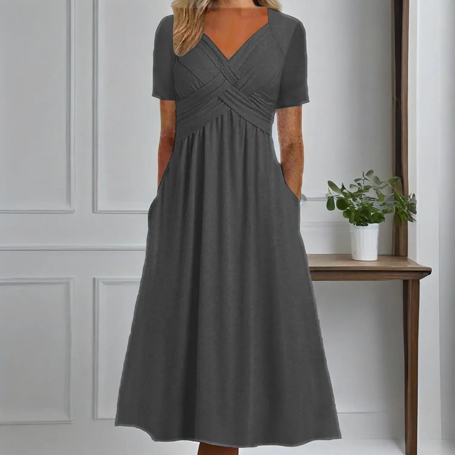GTETKDE Plus Size Flowy V-Neck Maxi Dress for Women - Casual A-Line Beach Sundress with Pockets, Short Sleeve Summer Dress