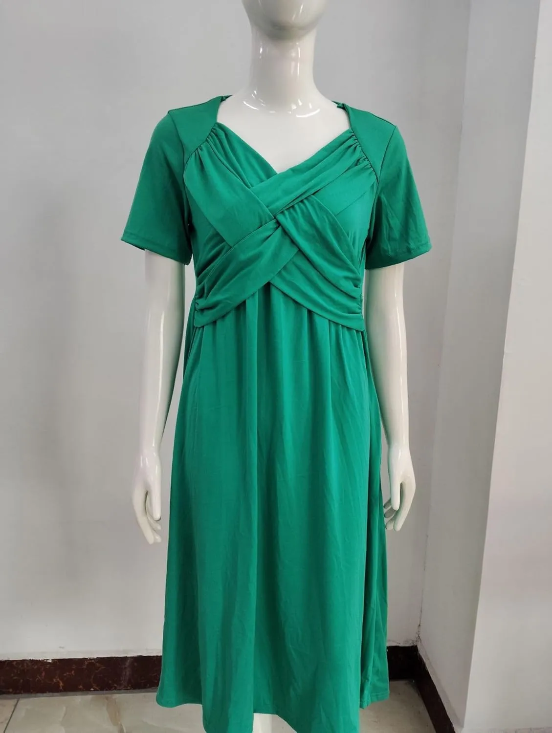 GTETKDE Plus Size Flowy V-Neck Maxi Dress for Women - Casual A-Line Beach Sundress with Pockets, Short Sleeve Summer Dress