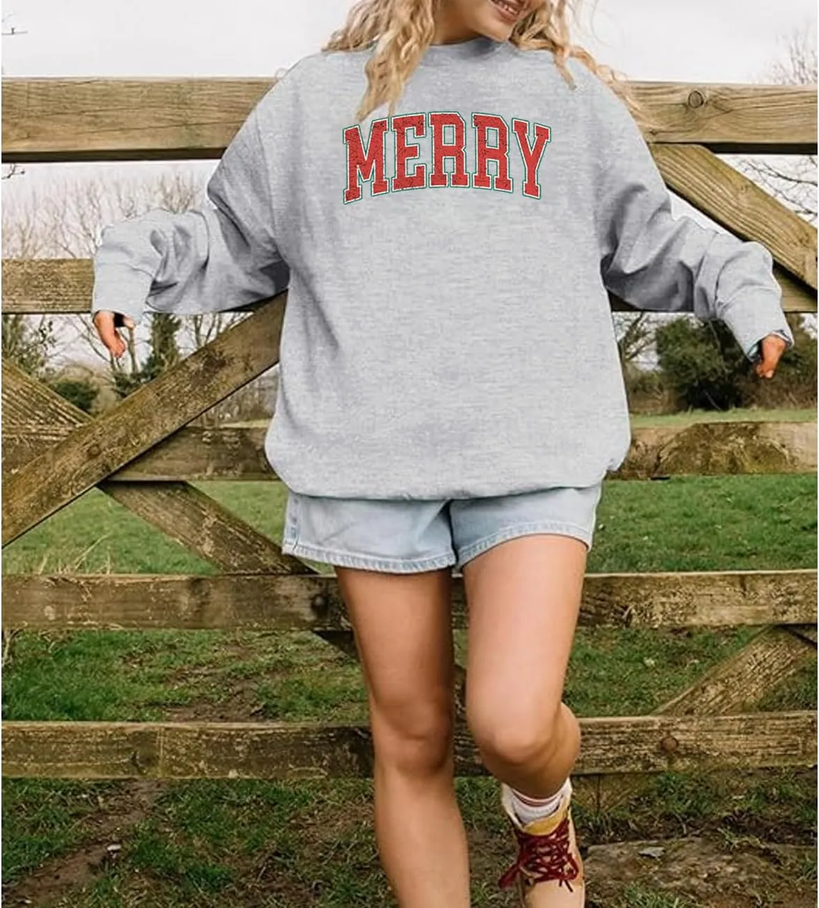 Merry Christmas Sweatshirt Women Merry Graphic Letter Printed Crewneck Pullover Xmas Tops