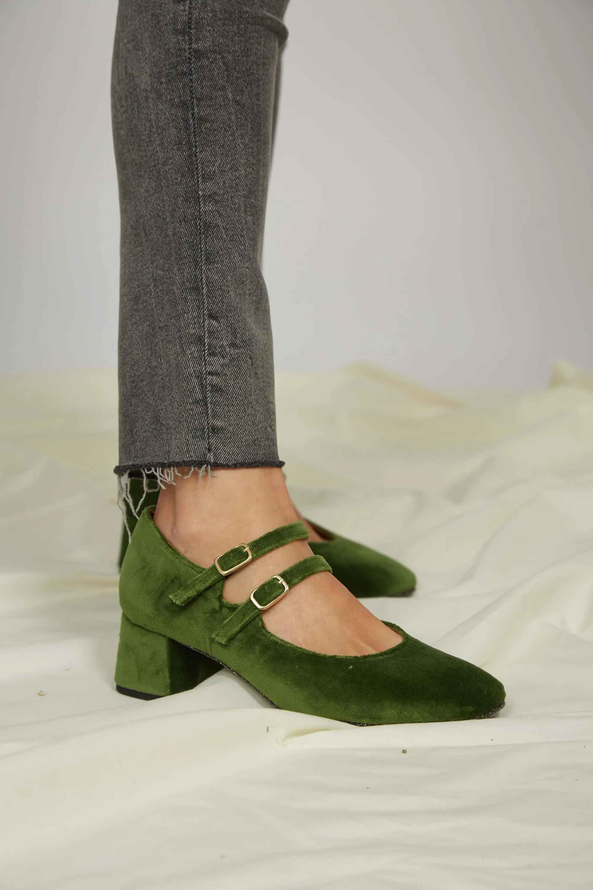Montmartre Eco Suede Vegan Sandals | Green