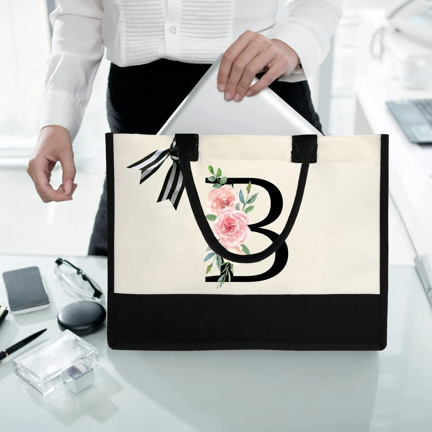 Personalized Initial Canvas Tote Bag for Women, Beach Bag with Inner Zipper Pocket for Wedding, Birthday, Holiday