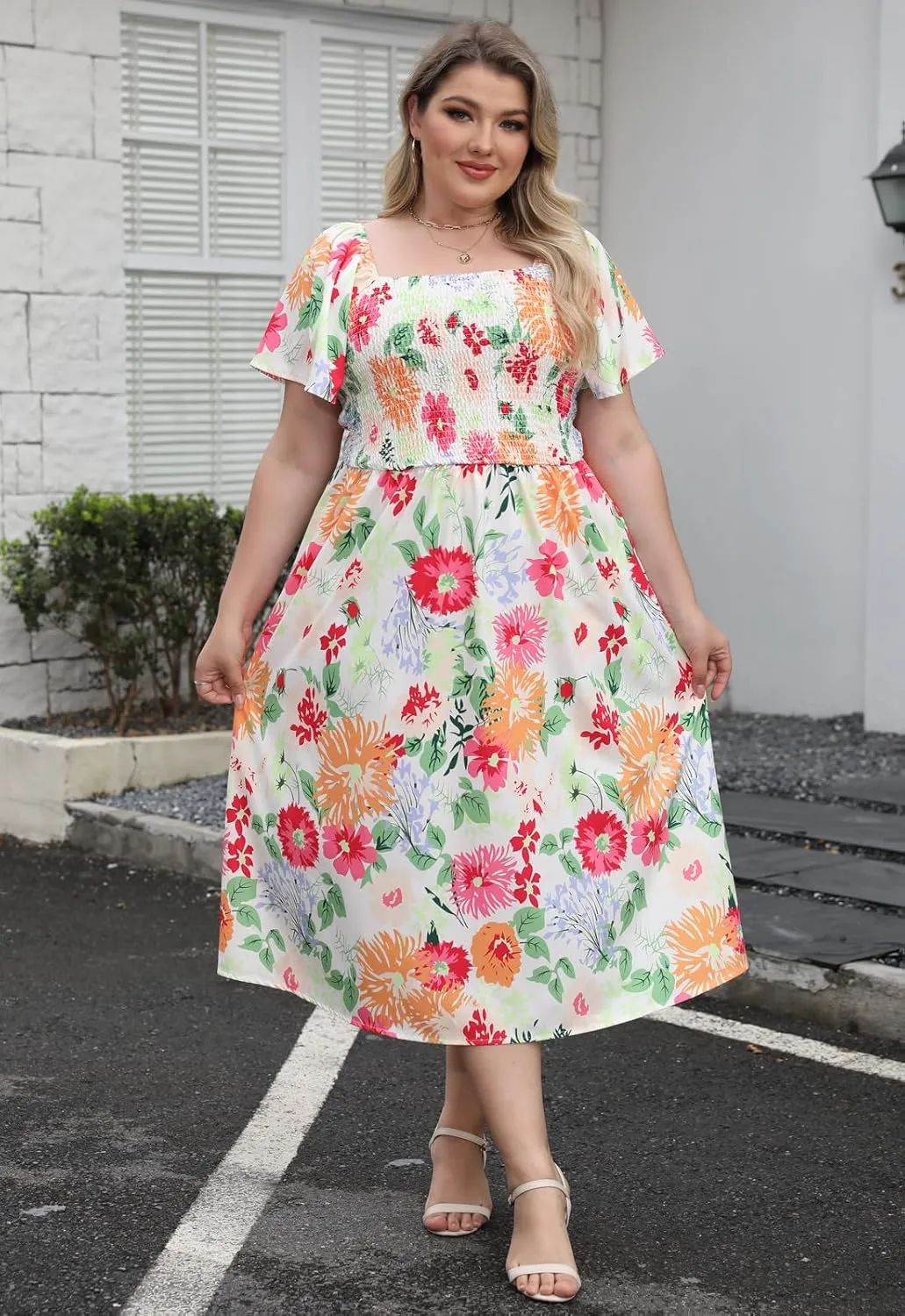 Plus Size Floral Maxi Dress for Curvy Women Boho Smocked Casual Wedding Guest Flutter Sleeves with Pockets ELG005