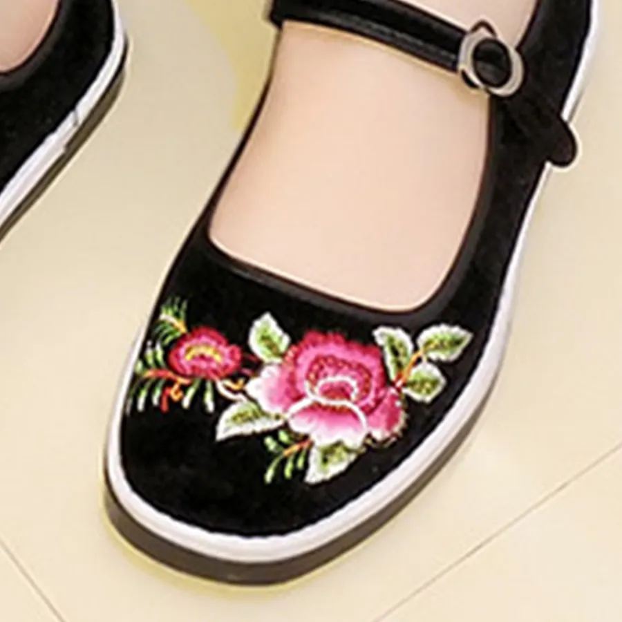 Sohiwoo Women Embroidery Floral  Flat  Cotton  Ankle Strap  Round Toe  Casual Flat & Loafers