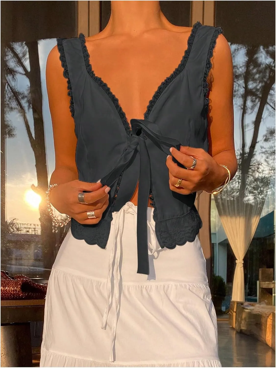 SOLY HUX Women's Y2k Lace Trim Open Tie Front Tank Top V Neck Sleeveless Tops