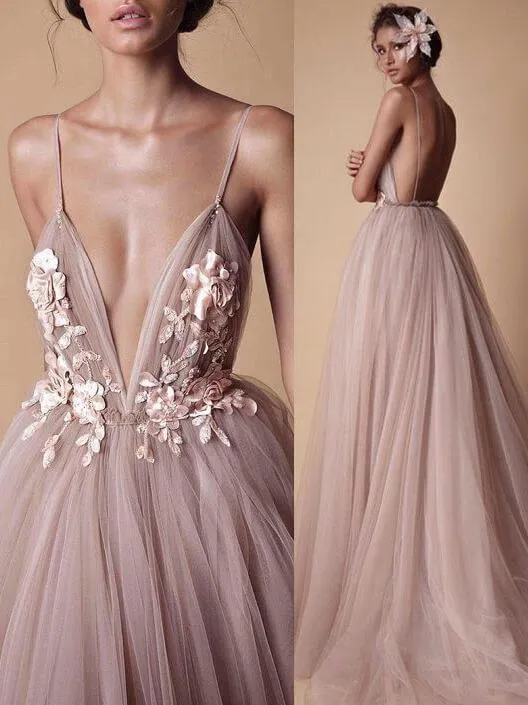 Spaghetti Strap Deep V Neck Beach Wedding Dresses With Applique TN193