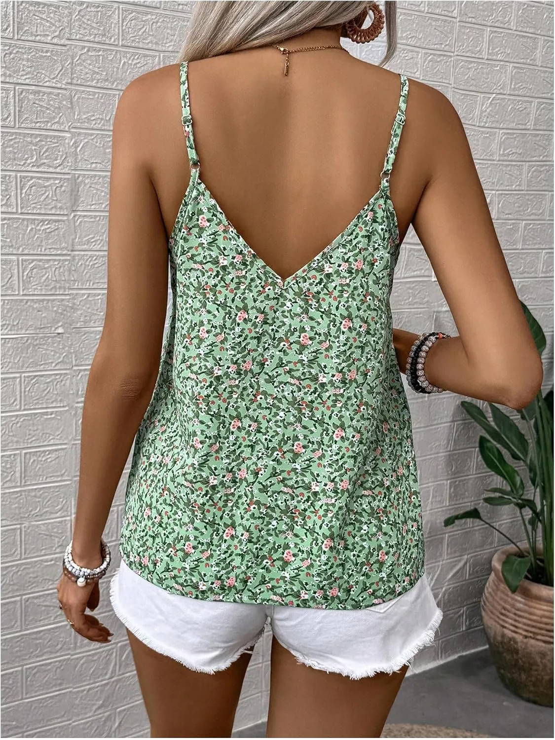 SweatyRocks Women's Floral Print Backless Camisole V Neck Sleeveless Boho Summer Tops