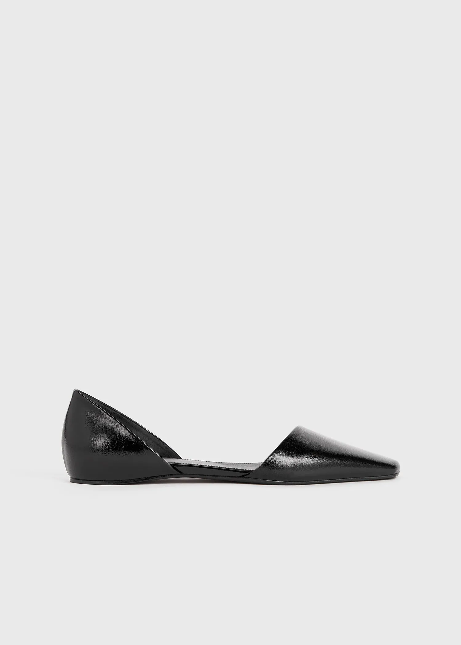 The Asymmetric D'Orsay Flat black