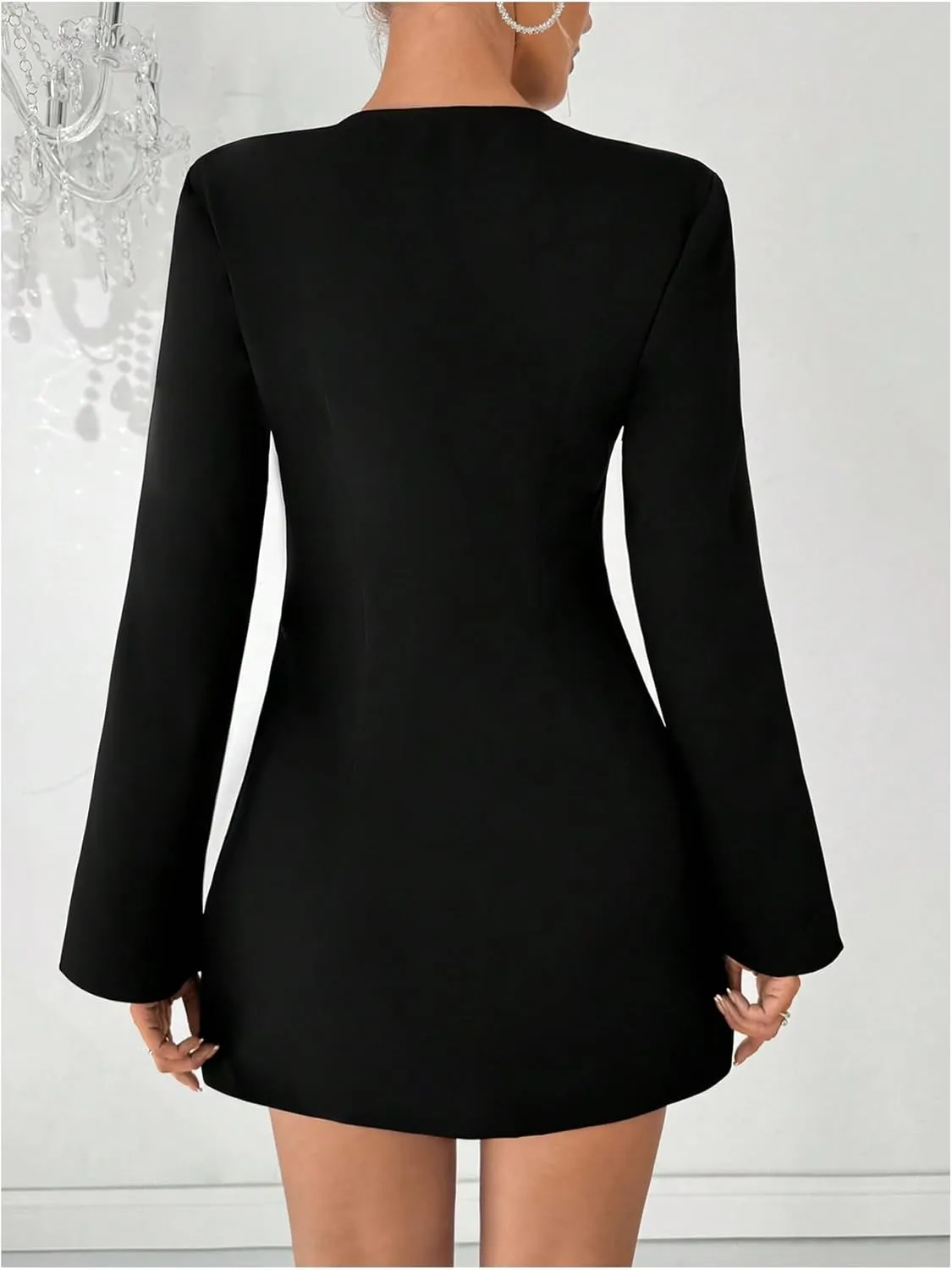 WDIRARA Women's Rhinestone V Neck Bodycon Mini Dress Glitter Long Sleeve Party Clubwear Dress