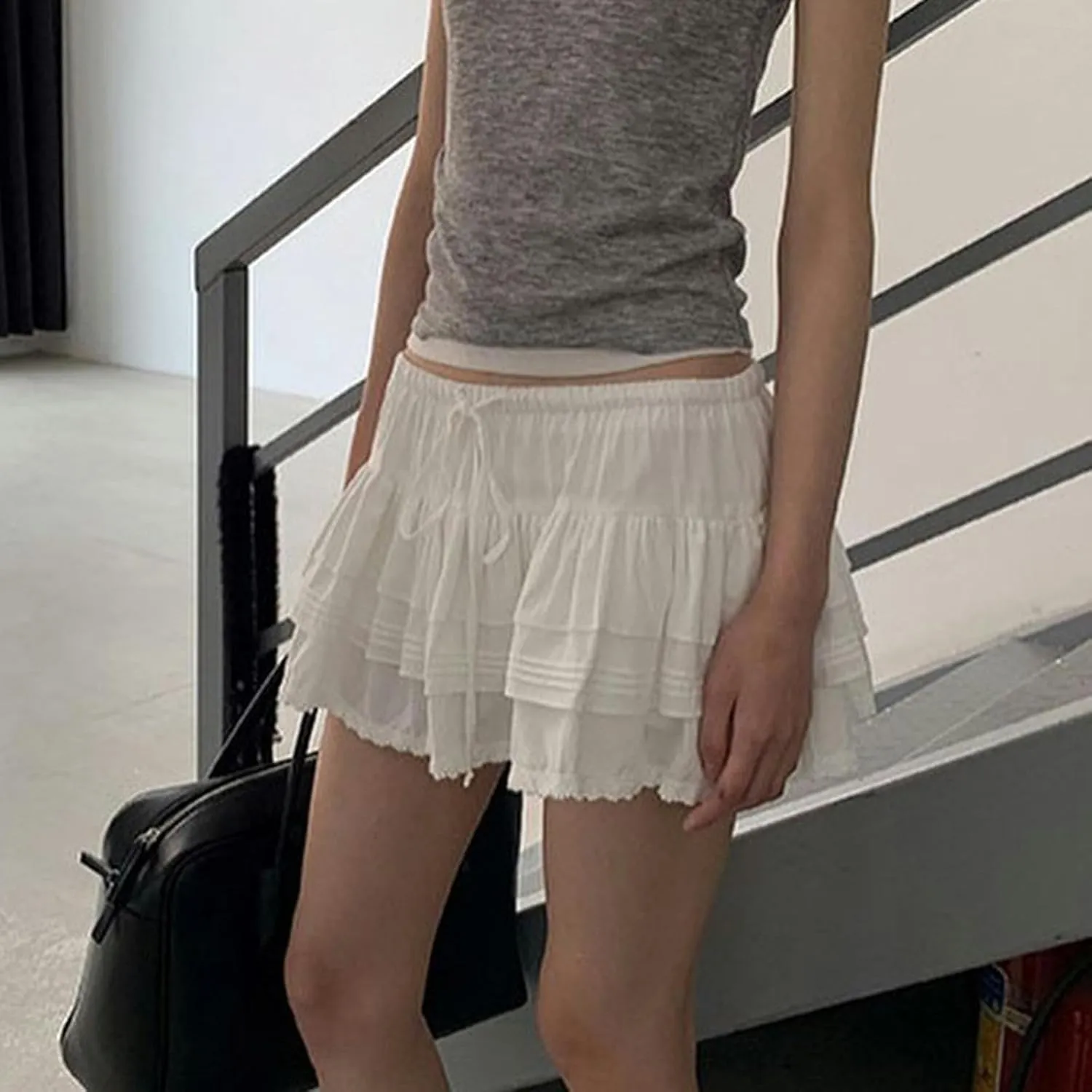 White Basic lace-up Skirt for Women Summer Fashion Pleated Low Waist Woven Short Skirt