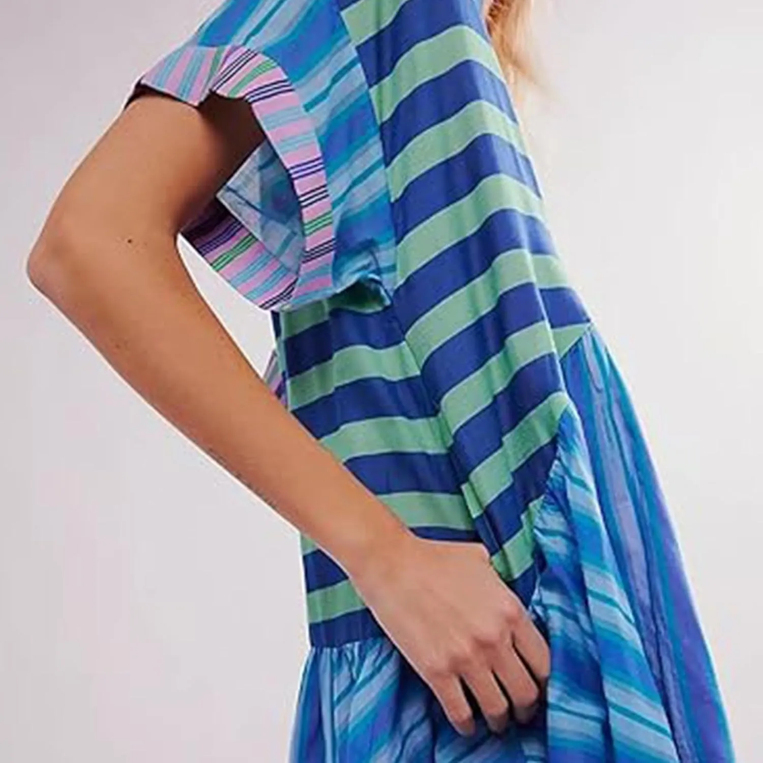 Womens Summer Dress Casual Vintage Floral Boho V Neck Swing Short Sleeve Pleated Ruffle Hem A-Line Beach Mini Dress
